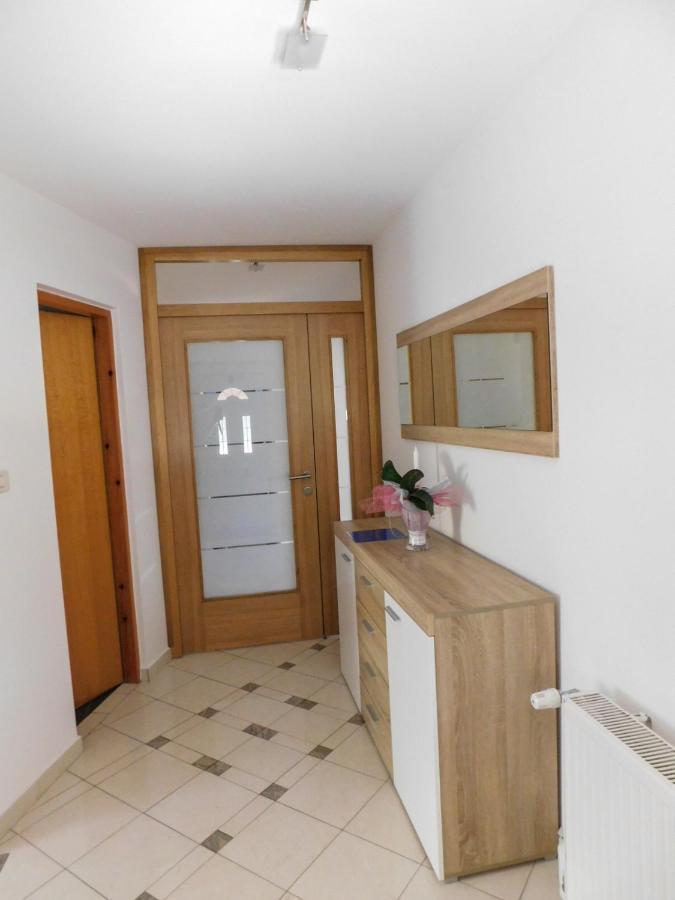 Apartman Lara Otočac Exterior foto